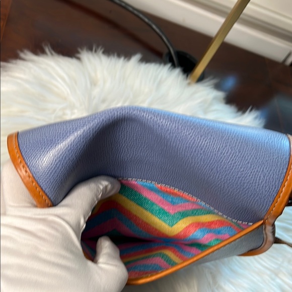 Dooney & Bourke Blue and Tan Crossbody Bag Pre-Loved - Picture 14 of 17
